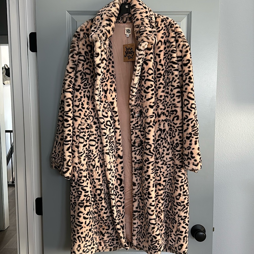 Ivy Jane Long Leopard Coat